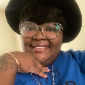 Meet your Posher, Jasmine